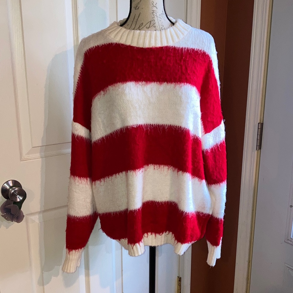BP Fuzzy Stripe Red White Sweater sz Small